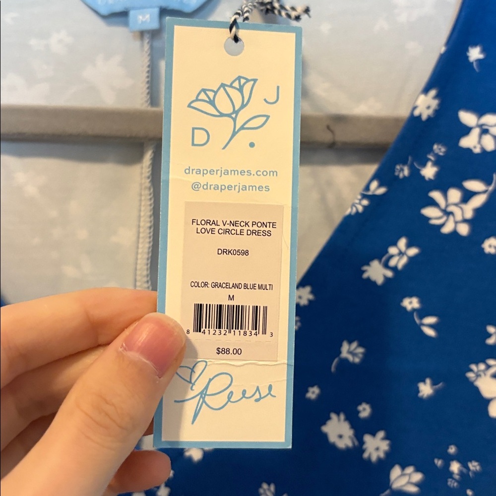 NWT Draper James Love Circle floral dress Graceland Blue Floral Multi Medium - Picture 4 of 8